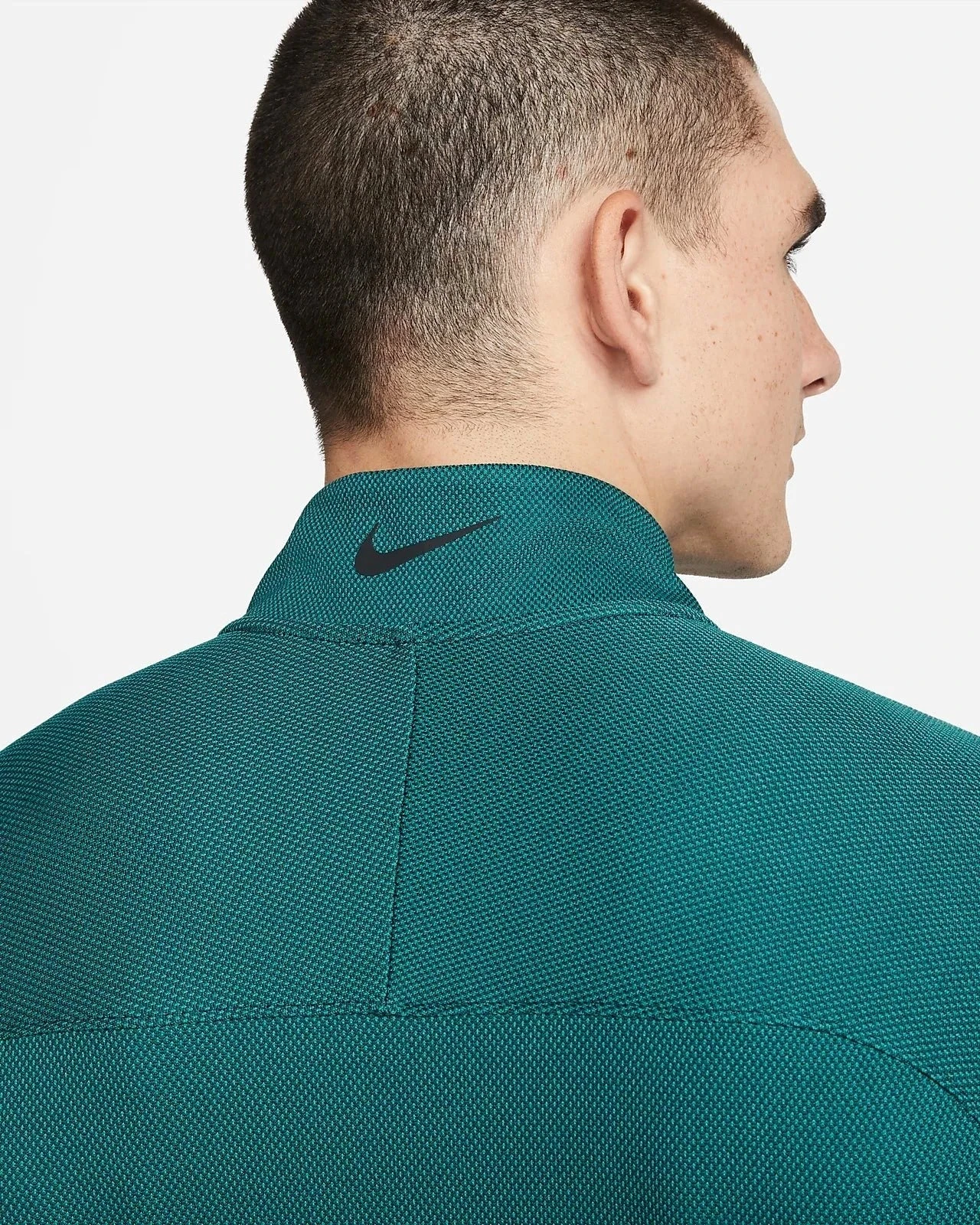 Nike Dri-Fit ADV Vapor 1/2 Zip Golf Top DH0982 4 Nike Dri-Fit ADV Vapor 1/2 Zip Golf Top DH0982 - Image 4